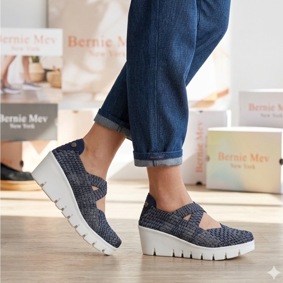 bernie mev. Shoes - Bernie Mev Comfort Wedge Shoes Navy Blue Stretch Size 6 EU 36